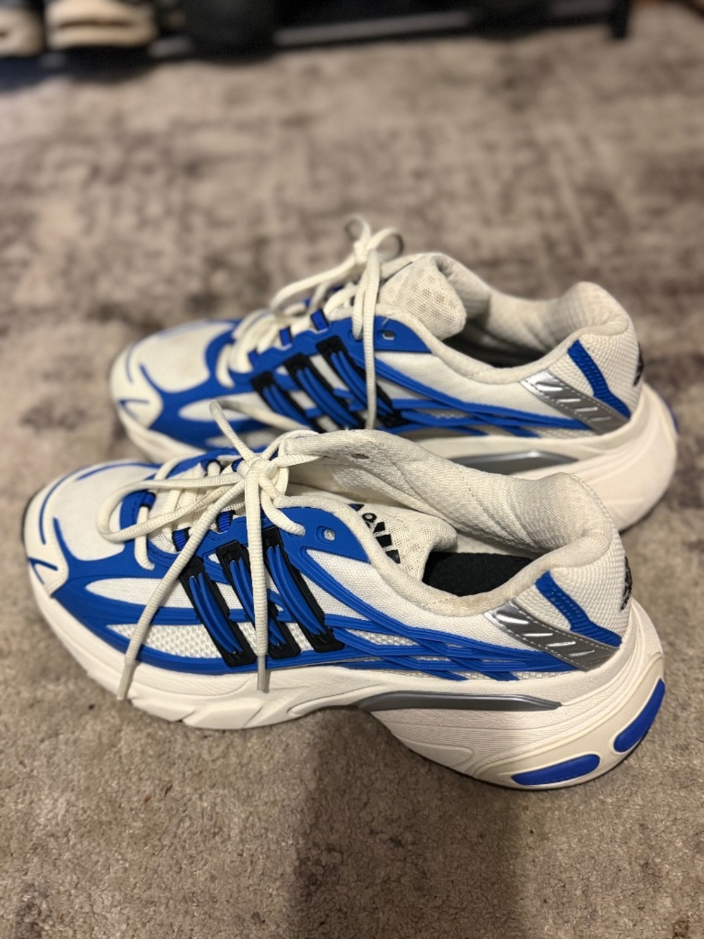 Addidas sneaker